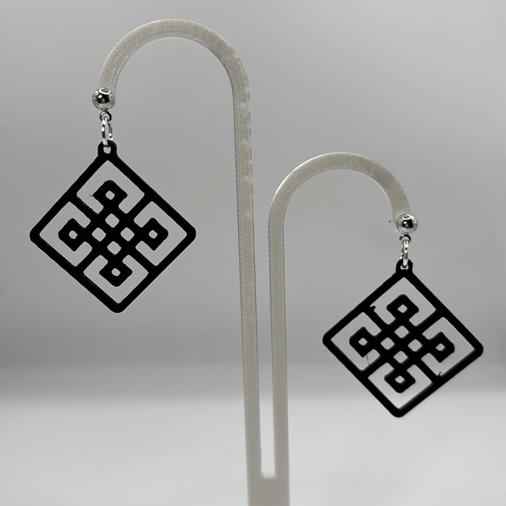 Black Geometric Earrings - Picture 4 of 4